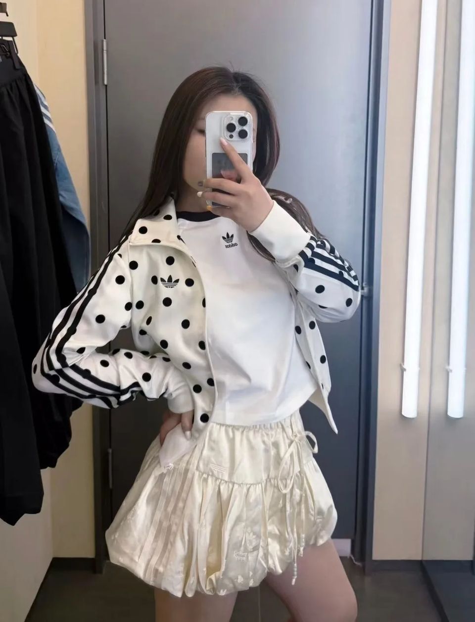 Adidas 波点外套 3