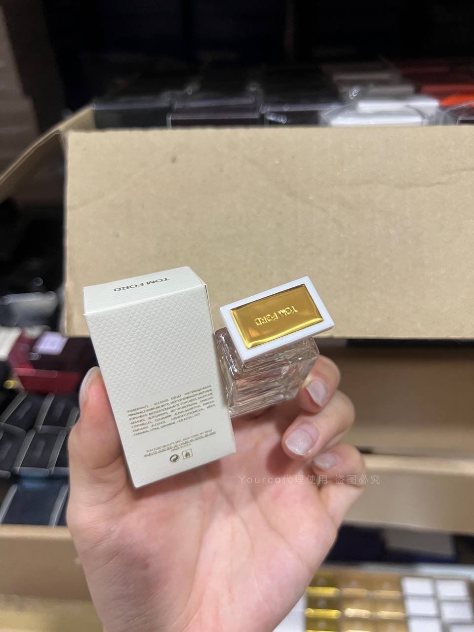 Tom Ford White suede EDP 2