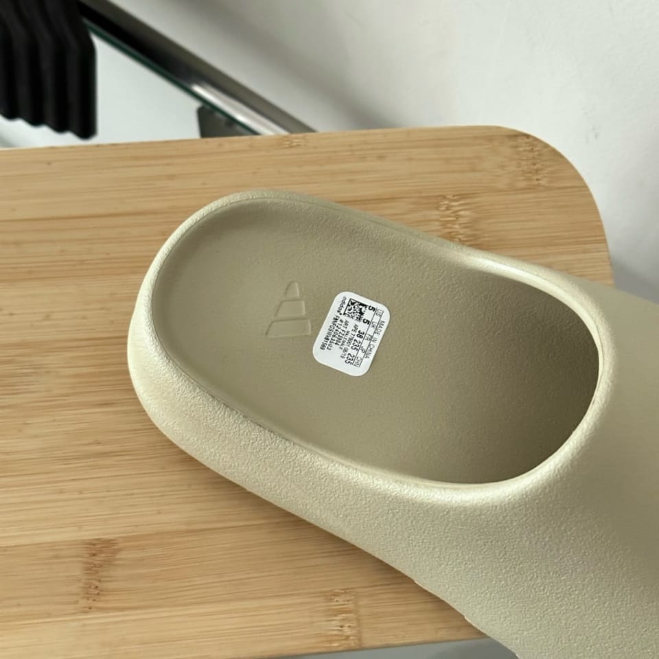Adidas yeezy 椰子拖鞋 7