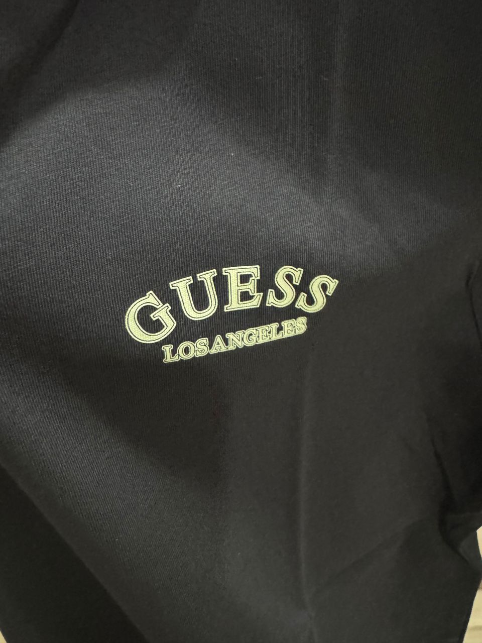GUESS T-SHIRT 4