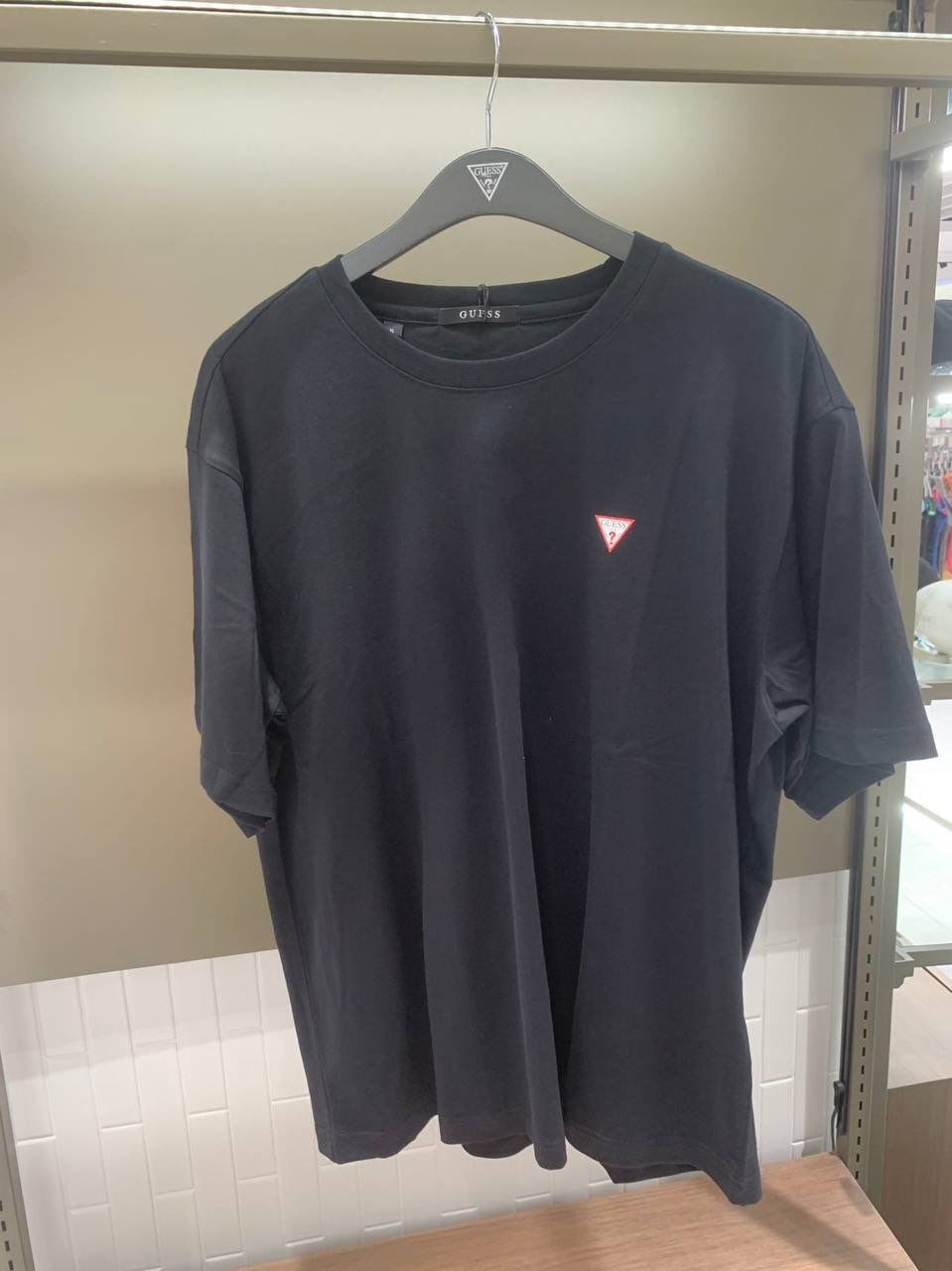 GUESS T- SHIRT 3