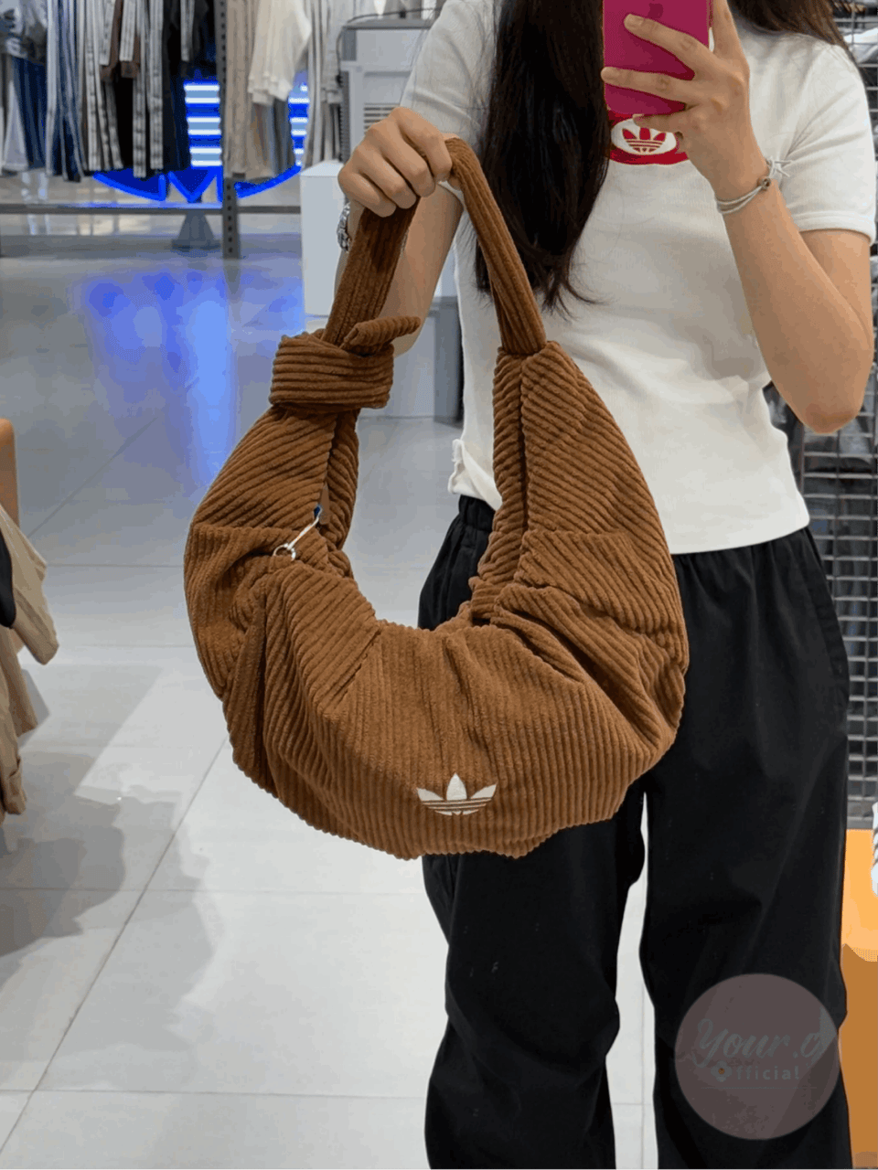 Adidas 灯芯绒饺子包 4