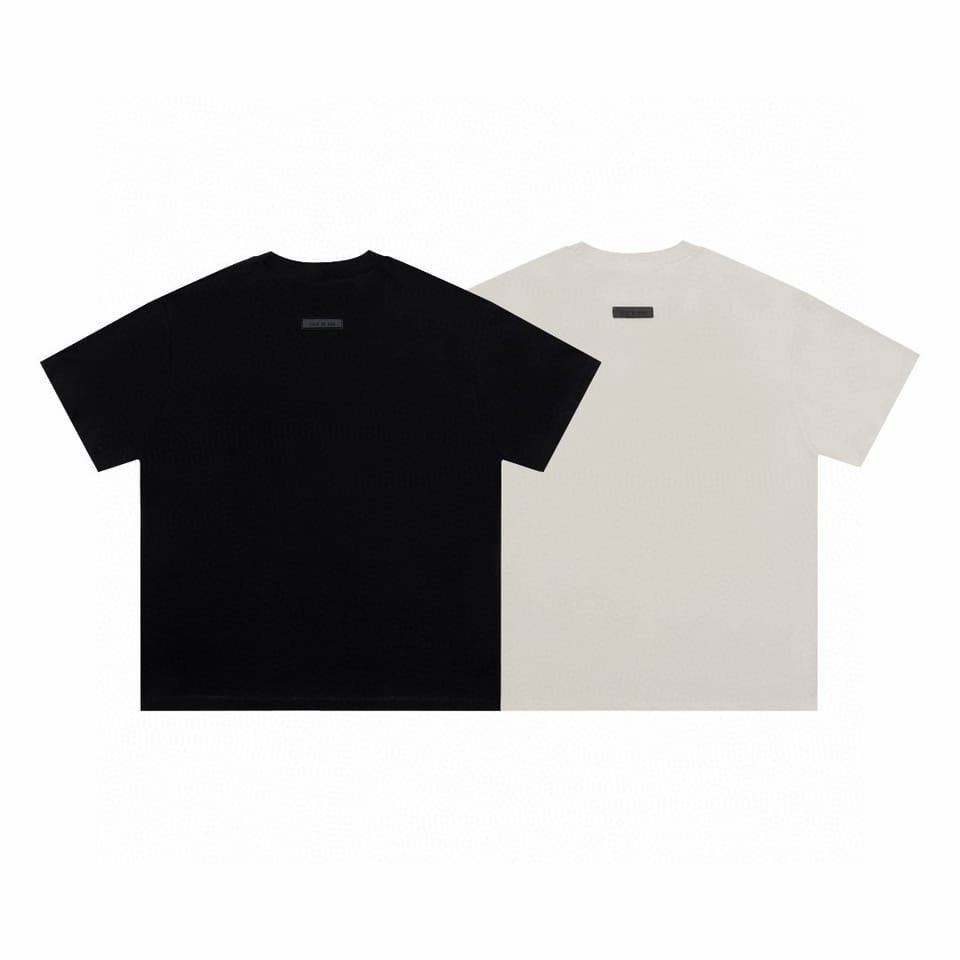 ESSENTIALS 新款弧形立体美丽绒字母T恤 6