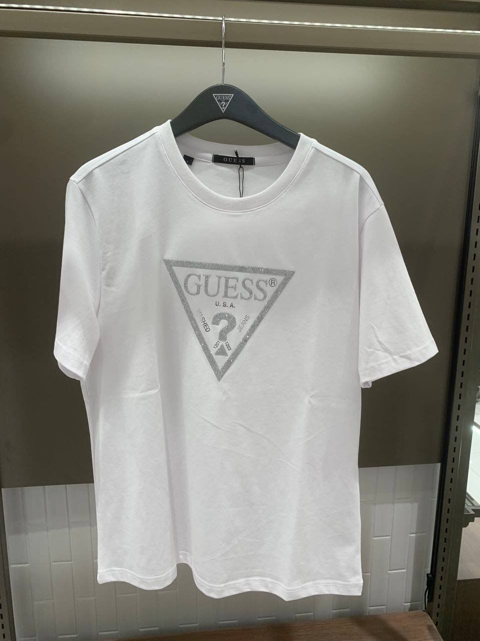 GUESS T- SHIRT 2