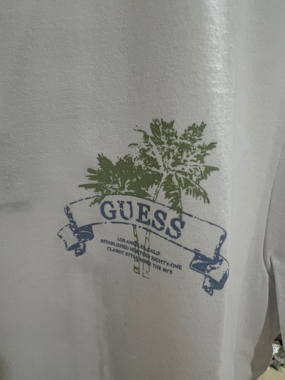 GUESS T-SHIRT 4