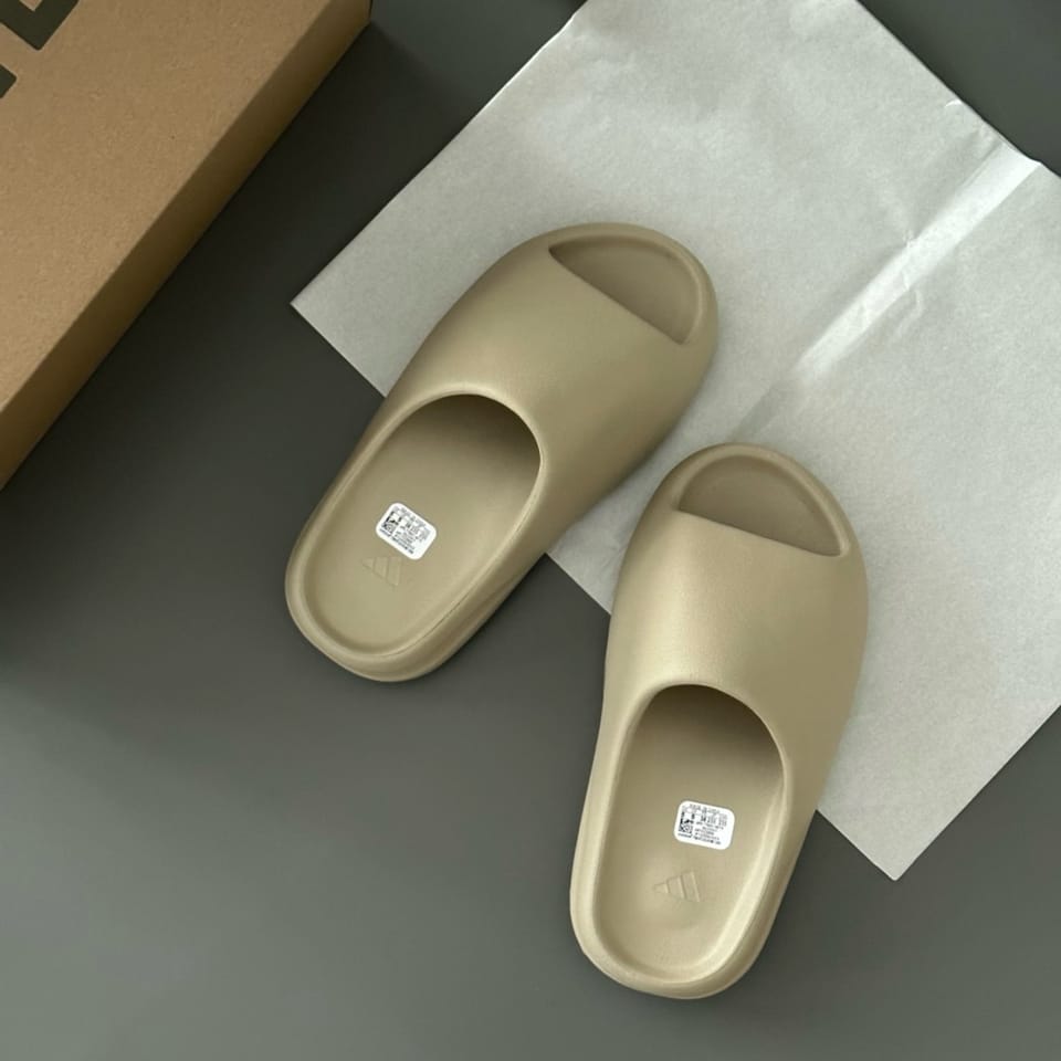 Adidas yeezy 椰子拖鞋 3