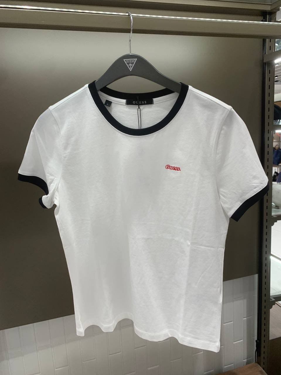 GUESS T- SHIRT 2