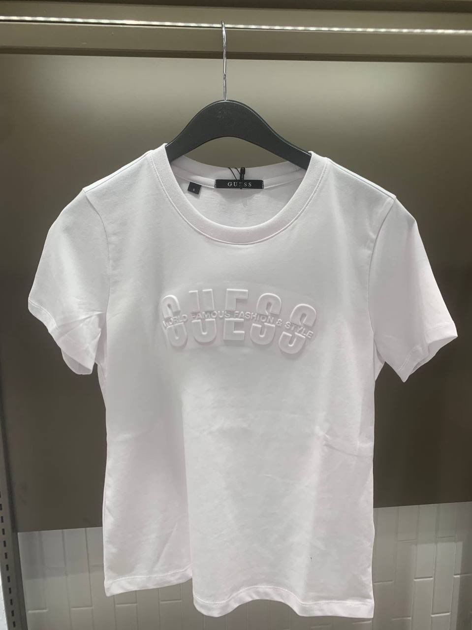 GUESS T- SHIRT 2