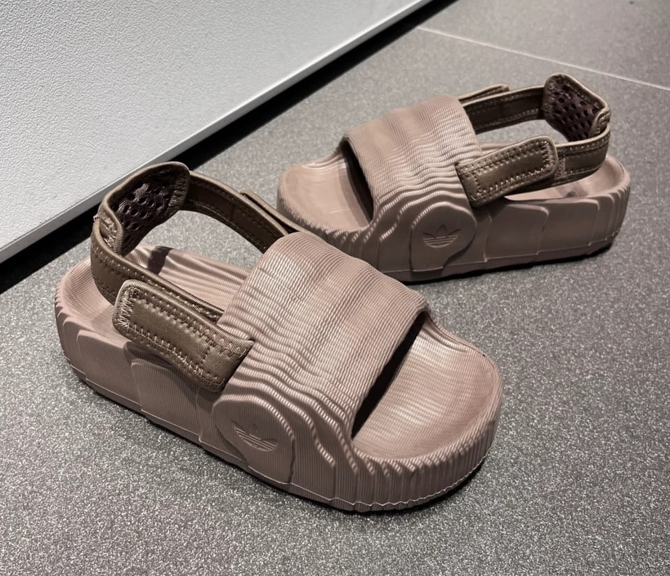 ADIDAS adilette 22 lxg 2