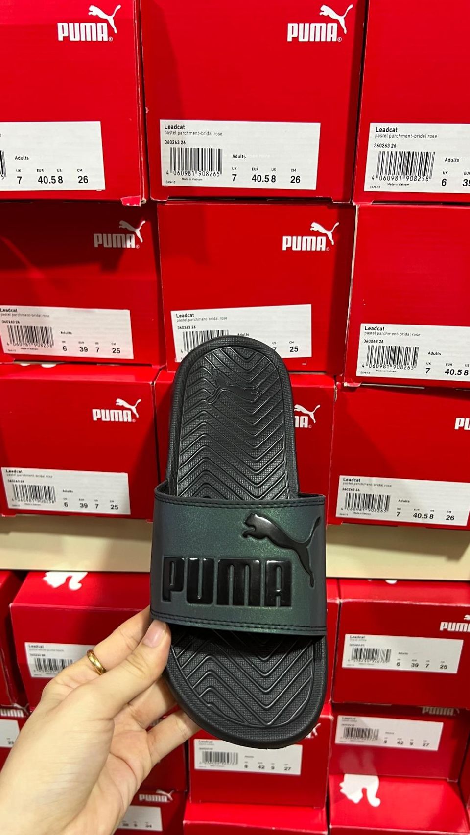 PUMA 黑青色 1
