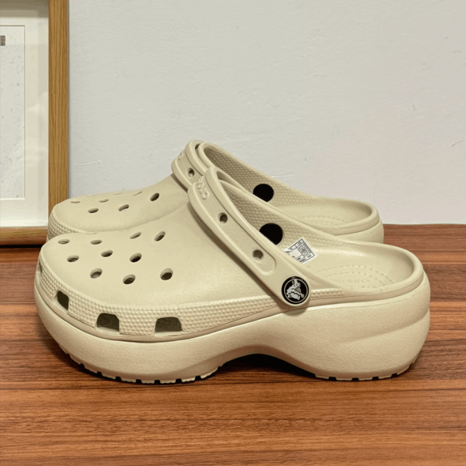 CROCS洞洞鞋 云朵款 骨白色 1
