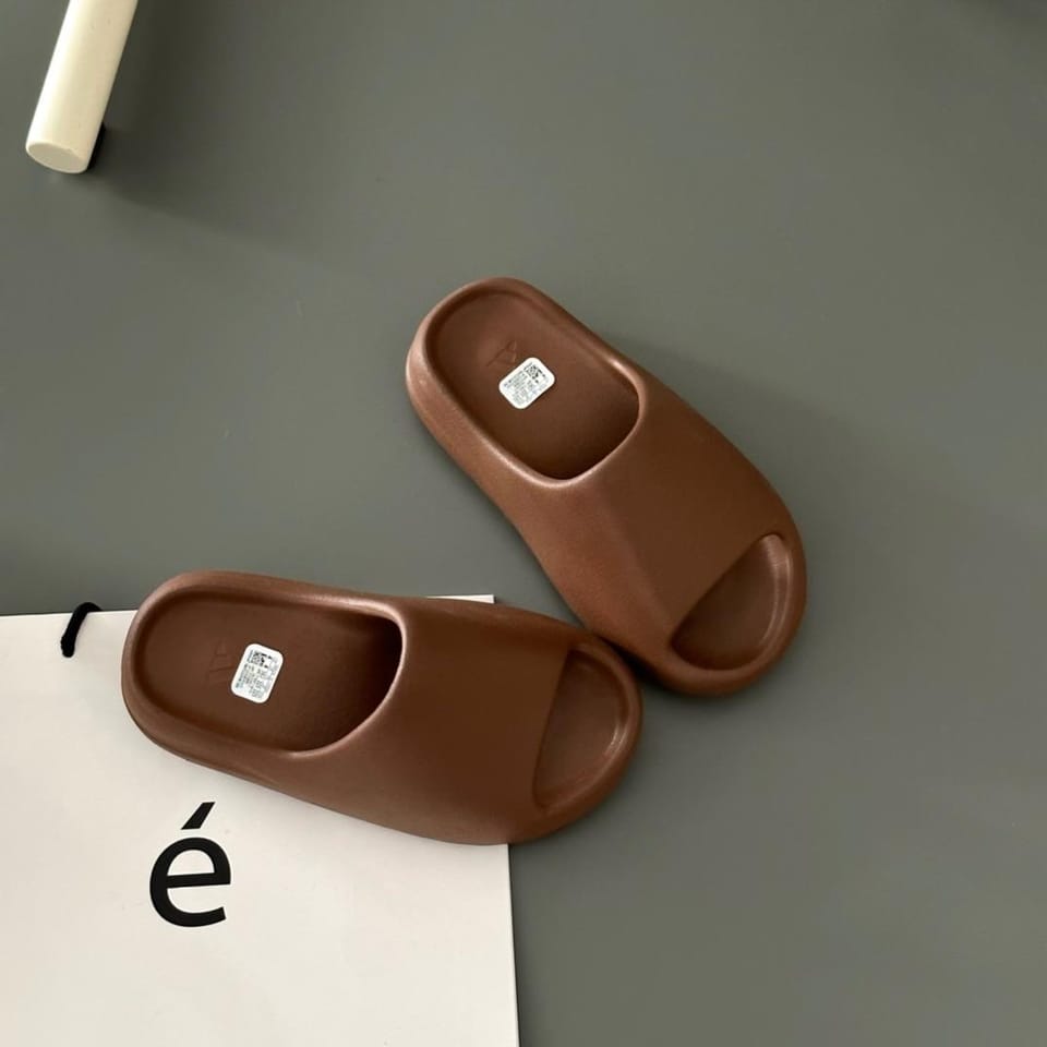 Adidas yeezy 椰子拖鞋 1