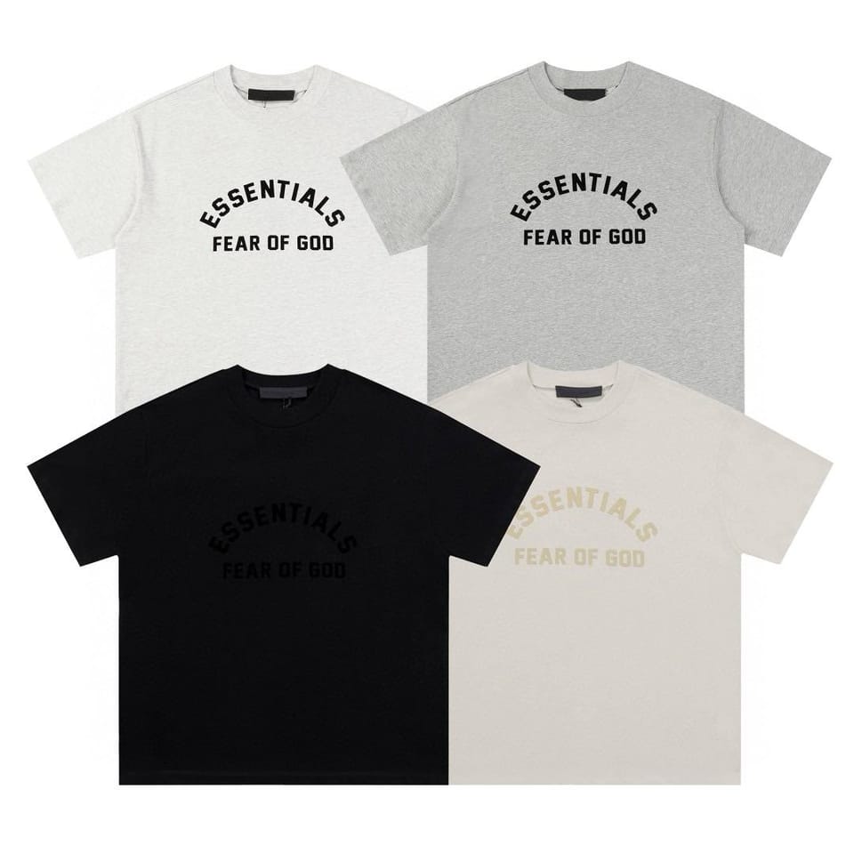 ESSENTIALS 新款弧形立体美丽绒字母T恤 1