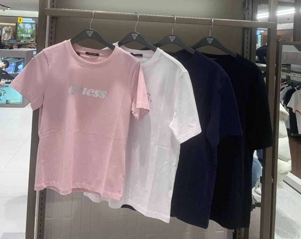 GUESS T- SHIRT 1