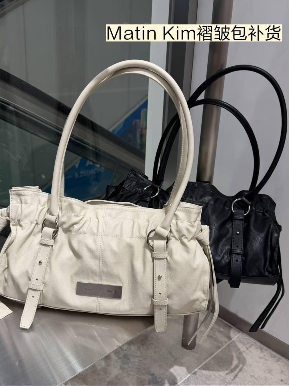🇰🇷SHIRRING TIE BUCKLE SHOULDER BAG 1