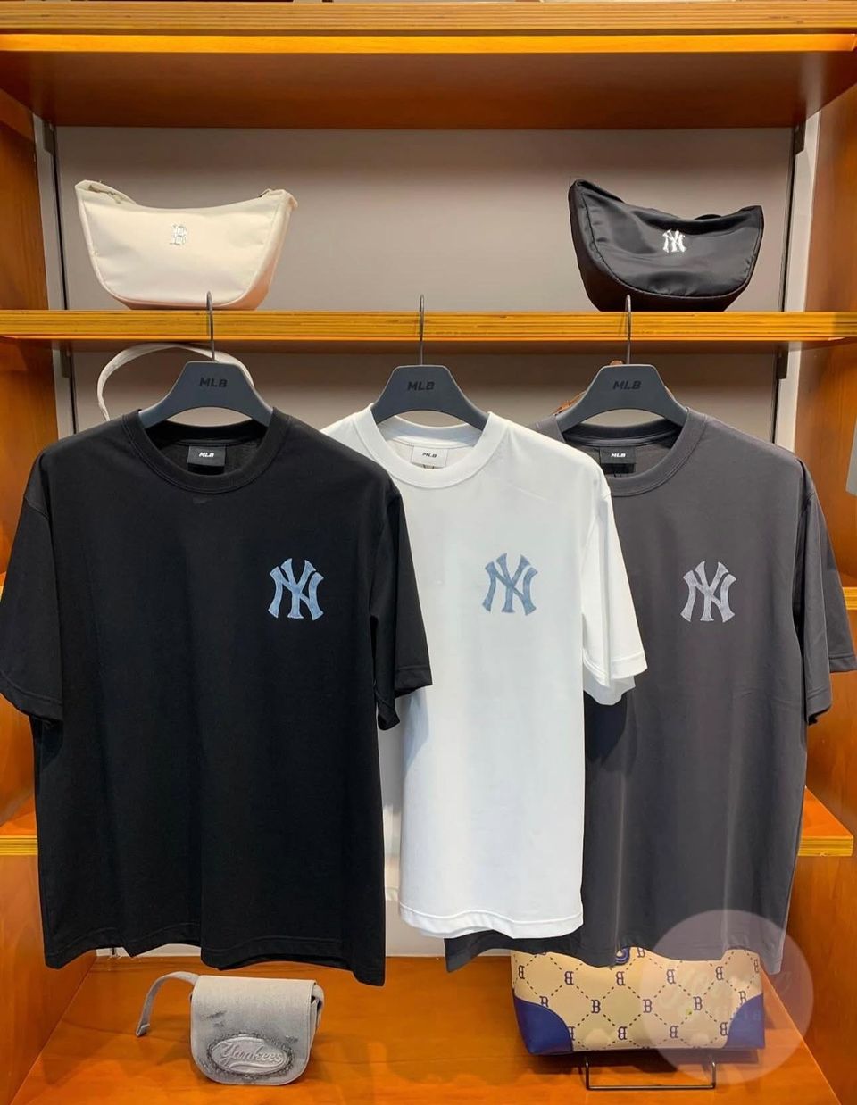 MLB T SHIRT 1